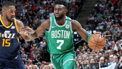  凯尔特人双探花合砍70分，东部决赛预演横扫对手  